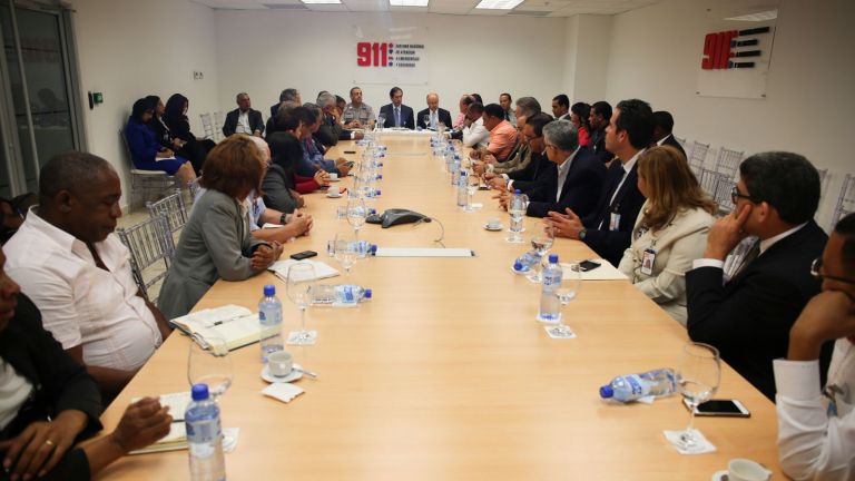 Ministro de la Presidencia, Gustavo Montalvo, encabeza reunión