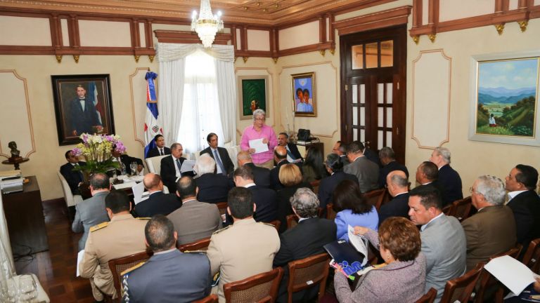 presidente Danilo Medina encabeza reunión