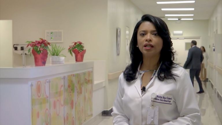 Directora del Hospital Hugo Mendoza, doctora Noldis Naut