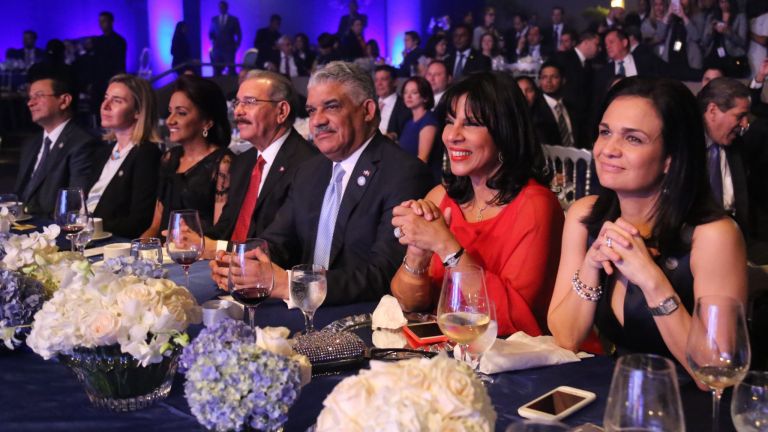 Danilo Medina y Cándida junto a Miguel Vargas Maldonado