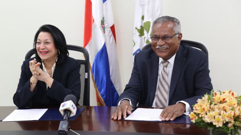 Rosa Rita Álvarez y Ernesto Reyna