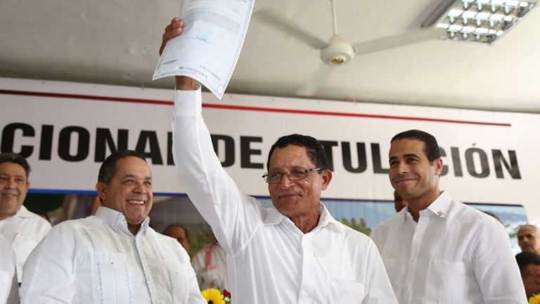 Benfeficiario del Plan Nacional de Titulación de Terrenos del Estado 