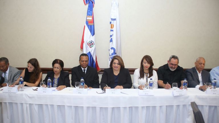 INAIPI y organizaciones reafirman acuerdo para seguir beneficiando a más de 13 mil niños