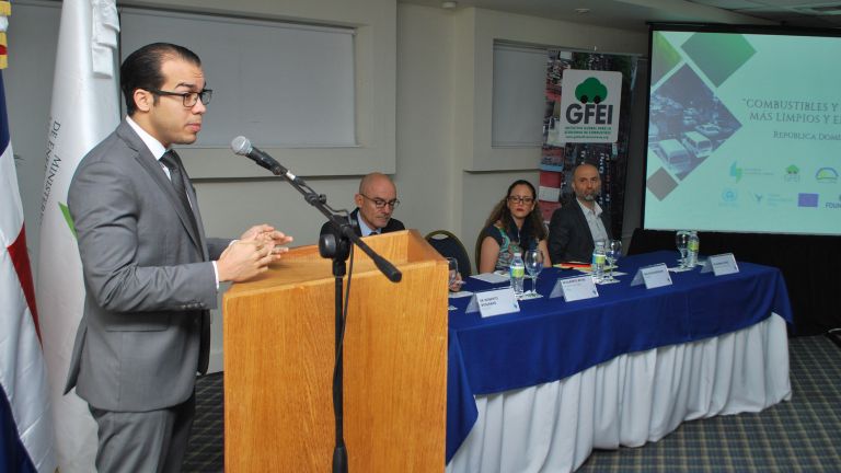 Expositor durante el taller