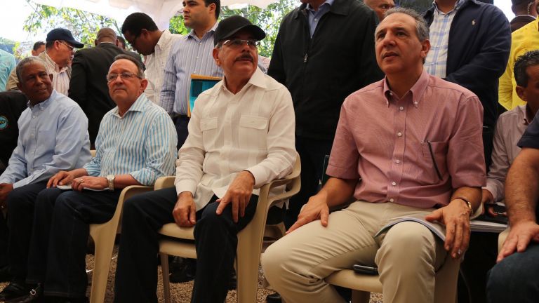 Presidente Danilo Medina junto al ministro Administrativo de la Presidencia, José Ramón Peralta
