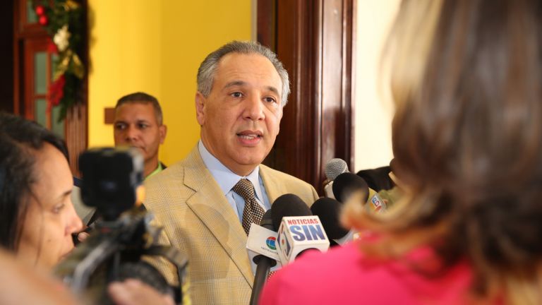 Ministro Administrativo de la Presidencia, José Ramón Peralta 