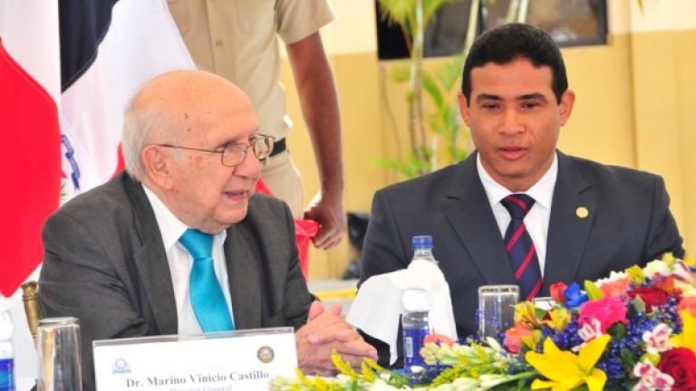 El jefe de la Seguridad Presidencial, mayor general Adán Cáceres Silvestre y Marino Vinicio Castillo 